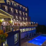 Antares Hotel 4*