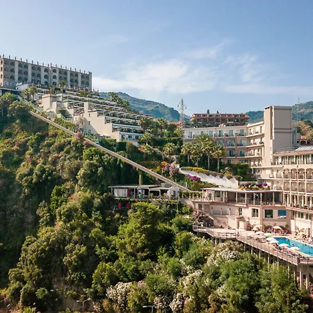 Antares Hotel 4*