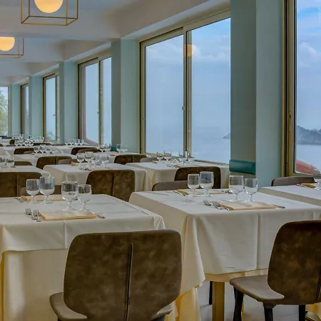 Hotel Antares Letojanni