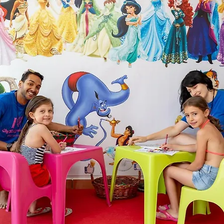 安塔芮丝酒店 4*