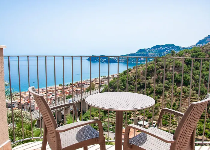 Antares Hotel Letojanni